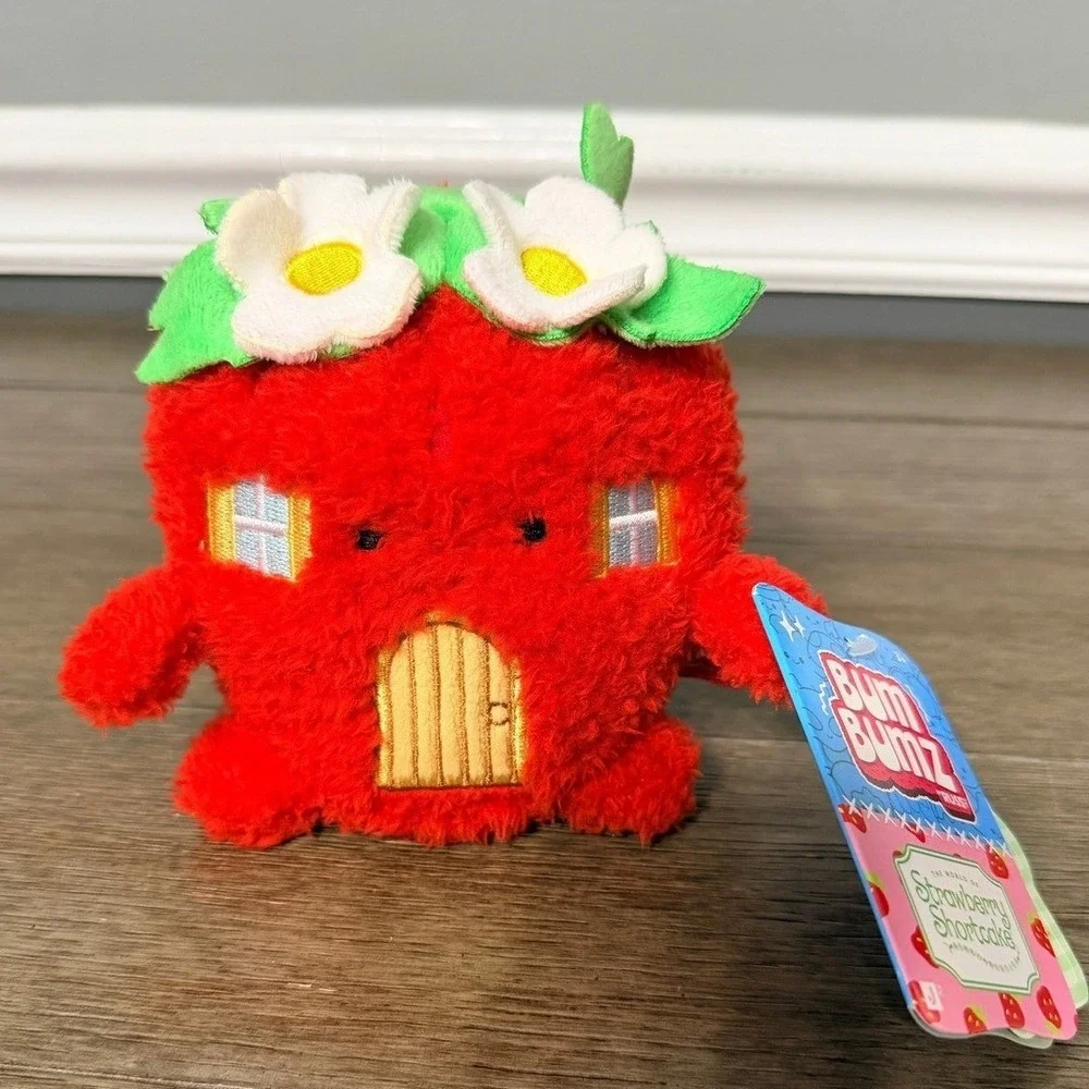 BumBumz Russ World‎ of Strawberry Shortcake Strawberry House Plush New With Tags